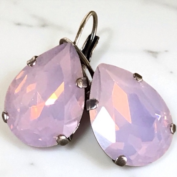 Swarovski 18x13mm RoseWater Opal Pink Leverback Antique Silver Earrings - Picture 1 of 4